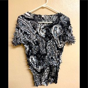 Win Win womens textured stretch paisley blouse